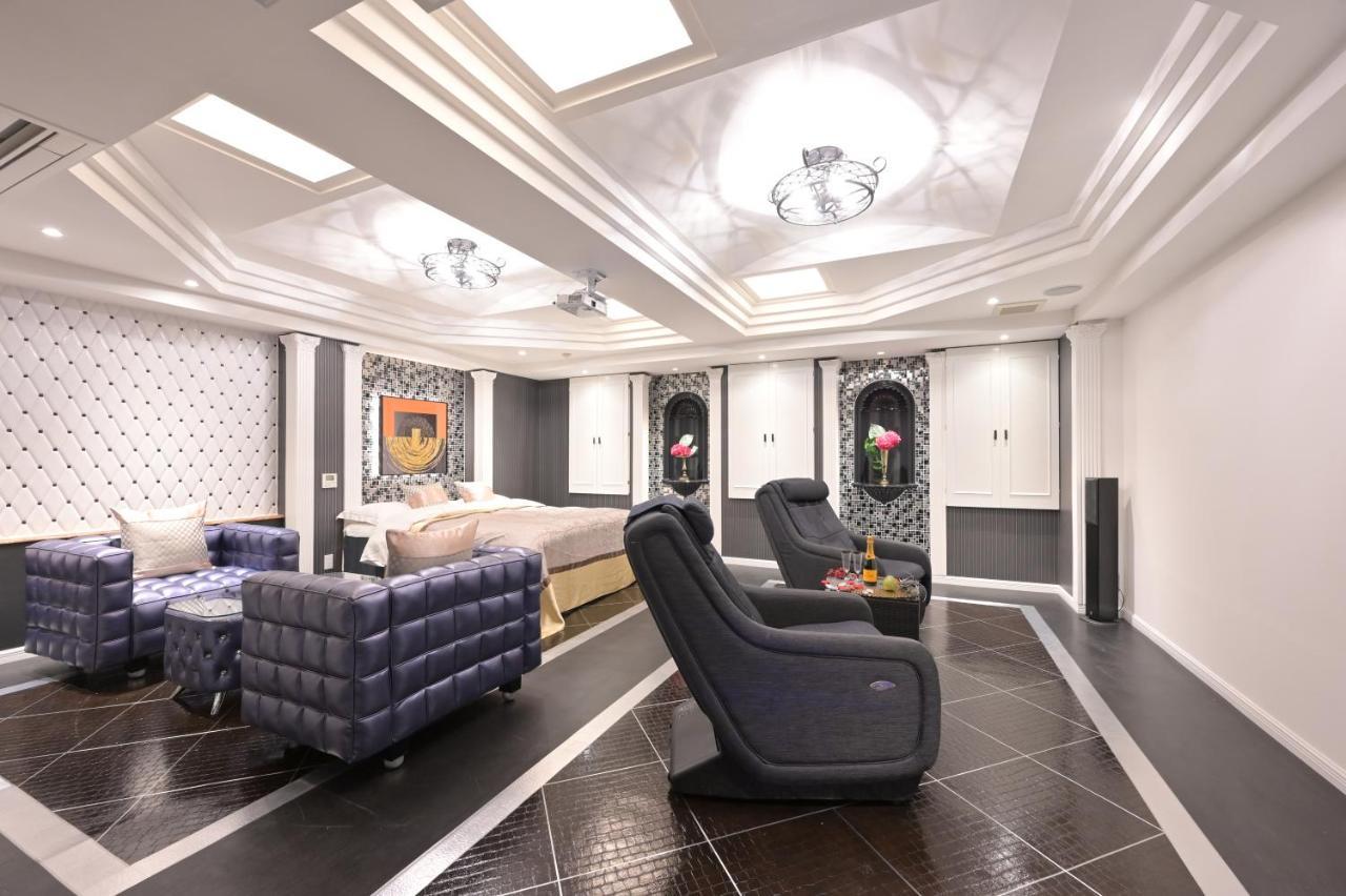 Hotel Crystal Gate Nagoya - Couple Hotel (Adults Only) ภายนอก รูปภาพ